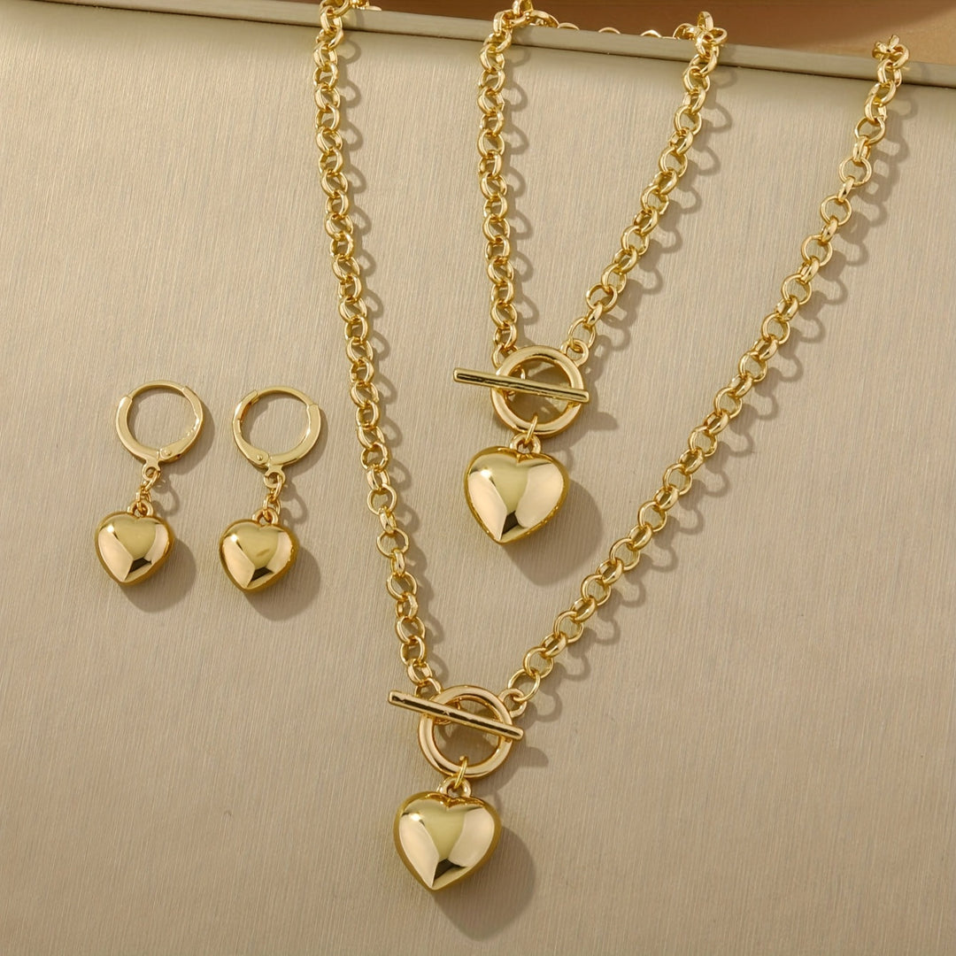 Gia™ Elegant Jewelry Set with Shiny Heart and Luxurious Finish