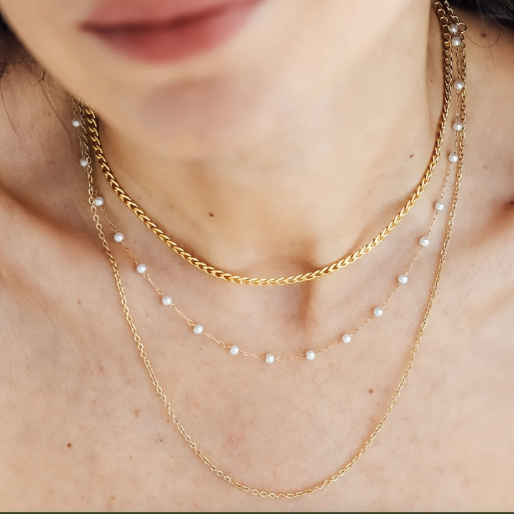 Winsley™ Elegant Three-Layer Collar with Gold Finish
