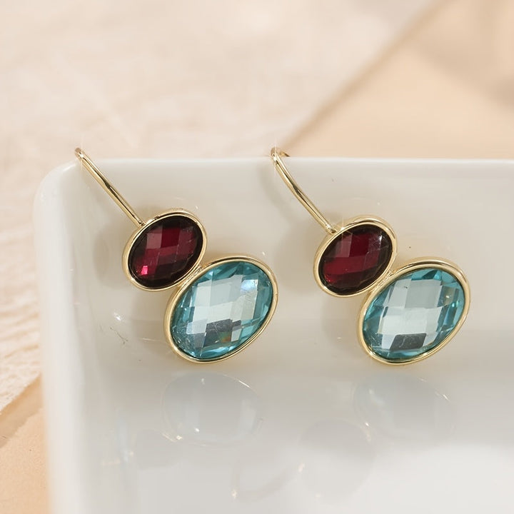 Perla™ Oval Hanging Earrings with Elegant Artisan Design