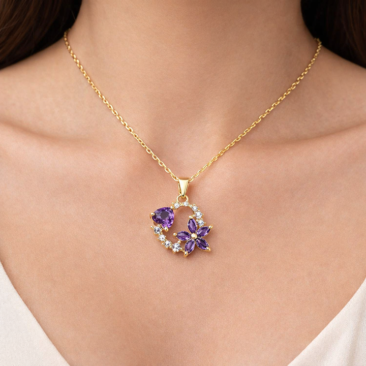 Halia™ Heart in Bloom Collar