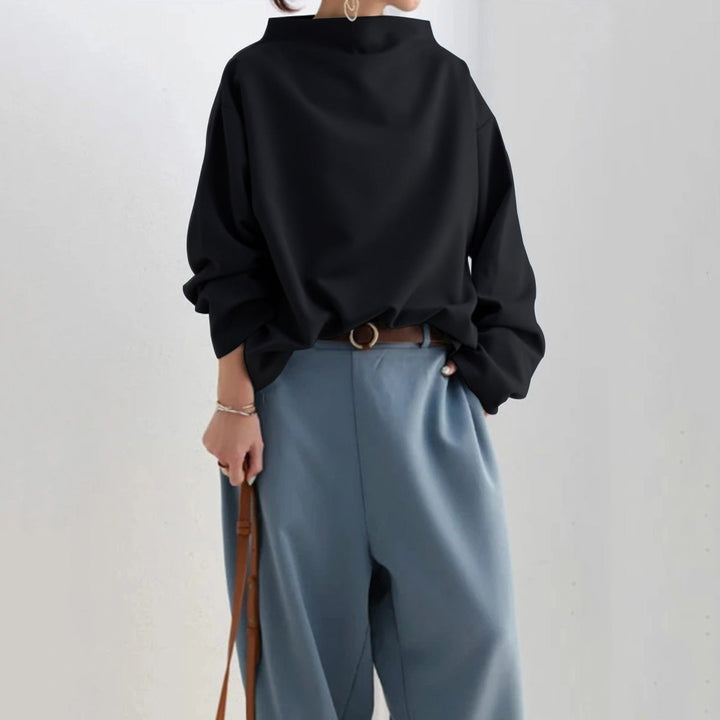 CLEA - TIMELESS KNITTED SWEATER