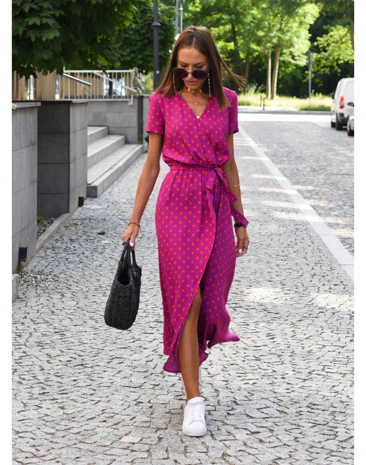 Delia™ Elegant Dress with V-Neck and Shaping Cut